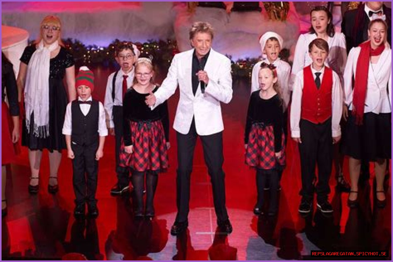 Unveiling The Romantic Life Of Barry Manilow: A Look At His Girlfriends